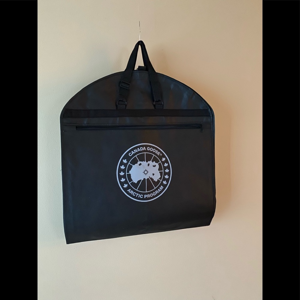 Canada Goose Garment Bag - Picture 3 of 7